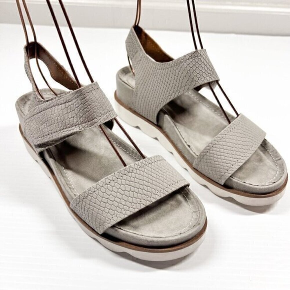 Franco Sarto Sling Back Hook & Loop Gray Leather Textured Open Toe Sandals 8M